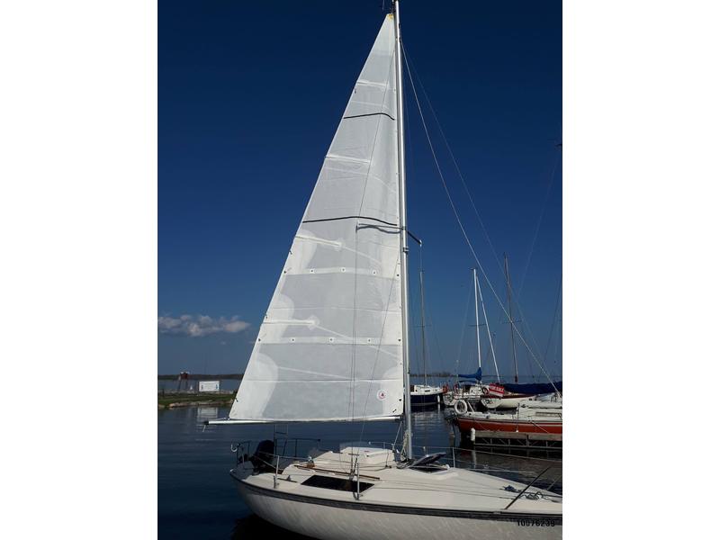 edel 665 sailboat for sale