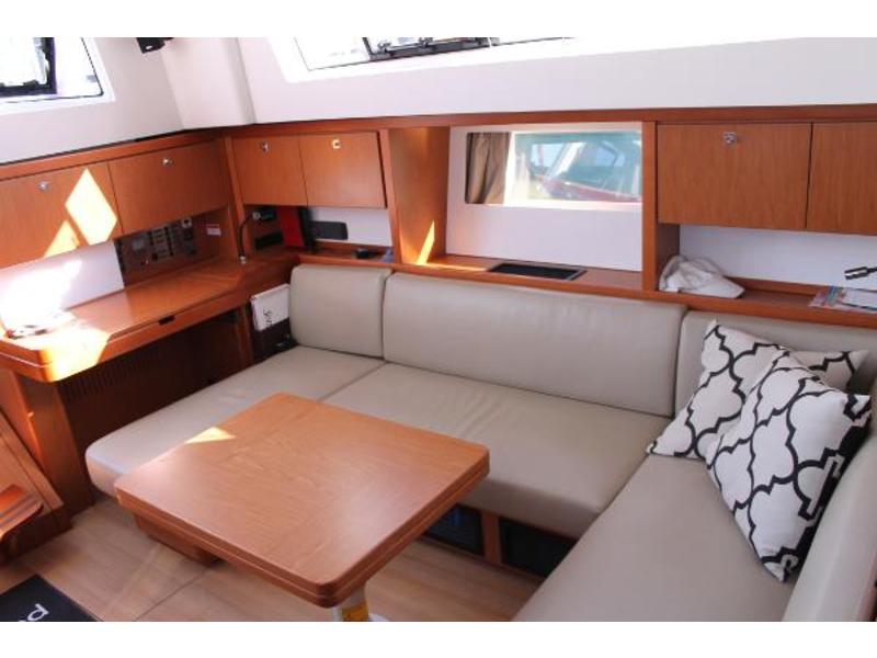 Beneteau Sense 50