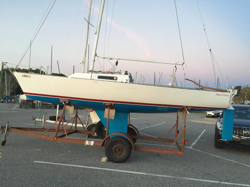 1988 tillotson J-22 located in Alabama for sale