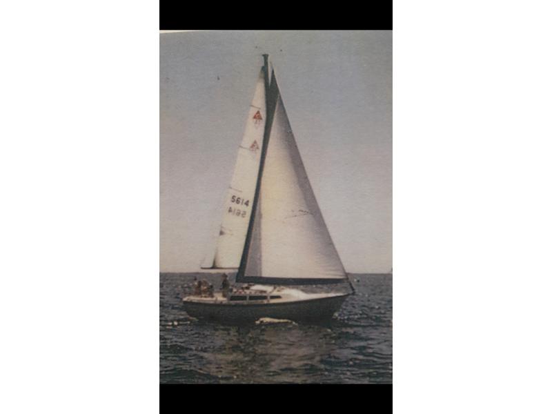 1984 CATALINA sailboat for sale in New York