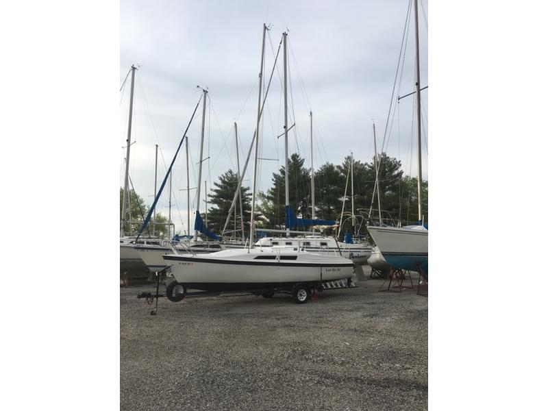 1994 MacGregor 26 S sailboat for sale in Illinois