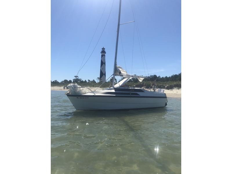 94 Macgregor 19 located in North Carolina for sale