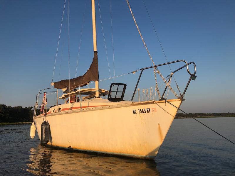 1984 hunter 30 sailboat