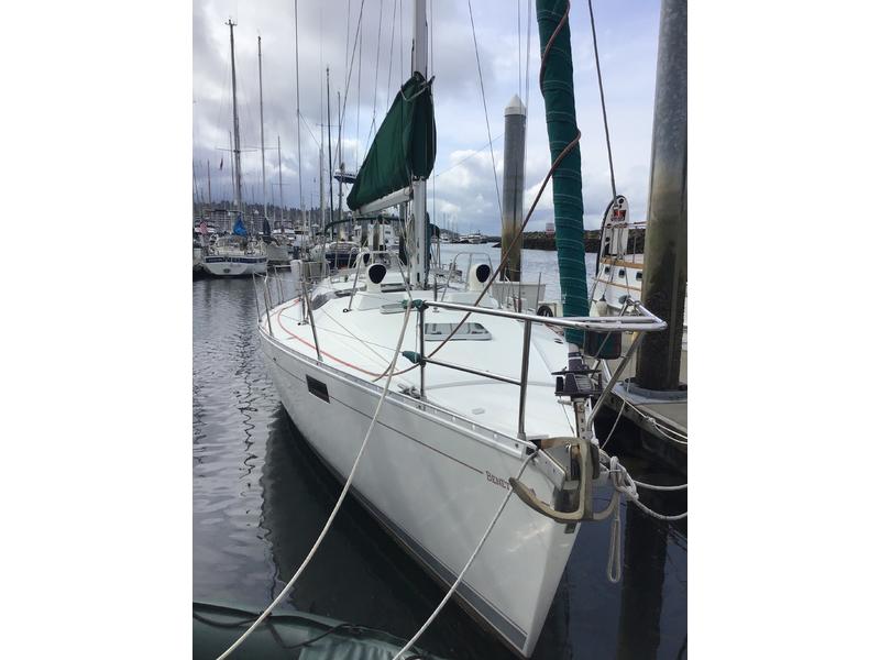 1988 Beneteau 390 sailboat for sale in Washington