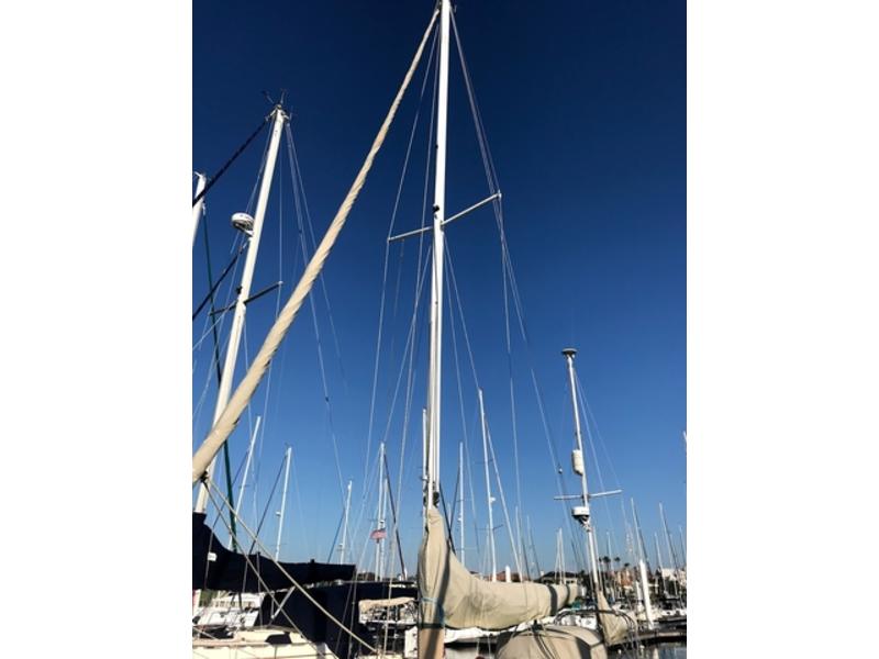 Alberg A37 Yawl