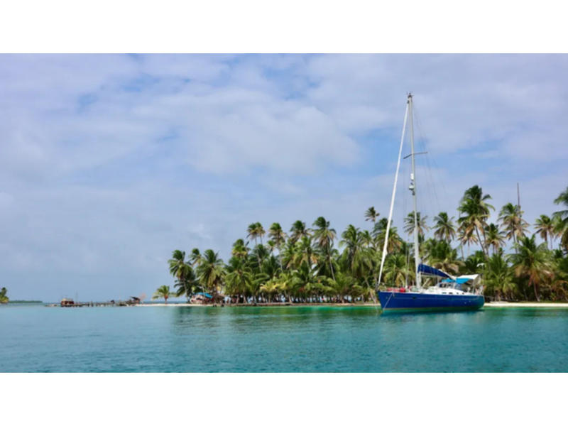 2004 Beneteau Oceanis 473 located in Outside United States for sale