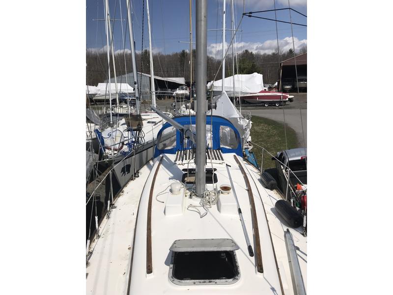 seafarer 34 sailboat