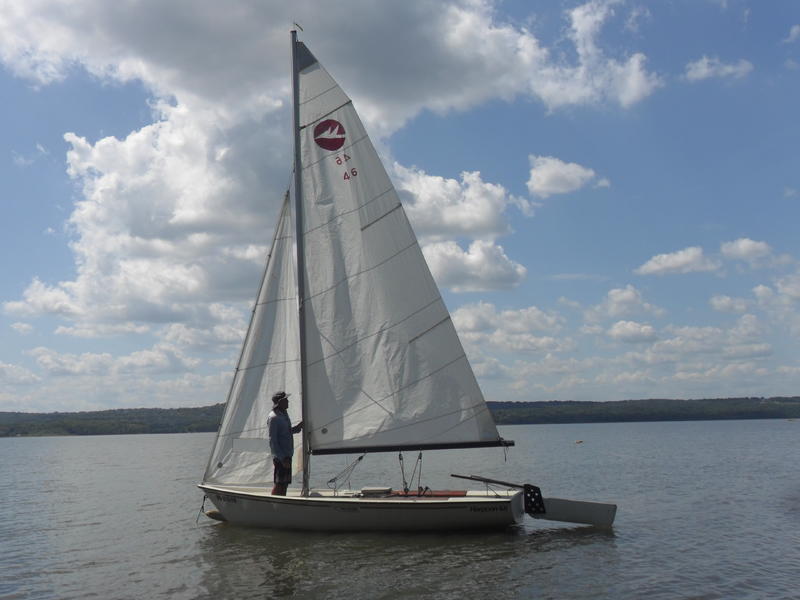 1978 boston whaler harpoon 4.6 located in Illinois for sale