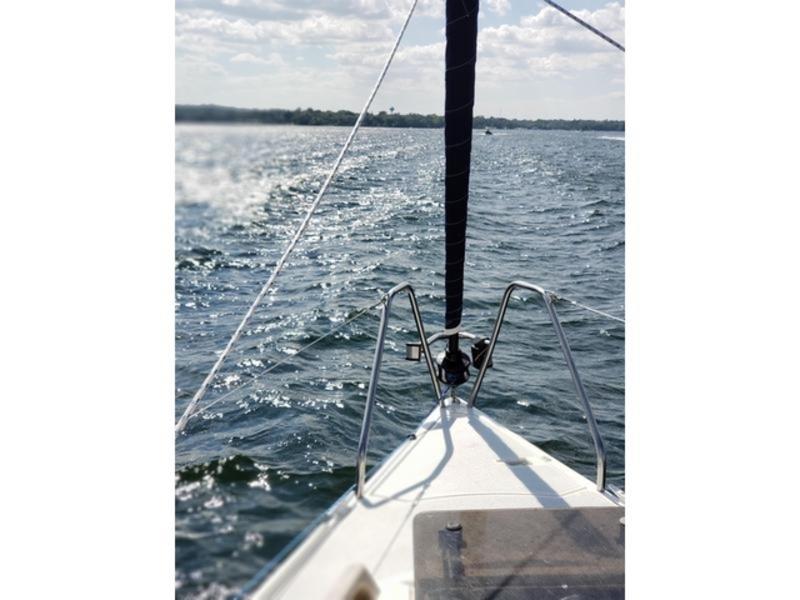 1992 Hunter 27 sailboat for sale in Minnesota