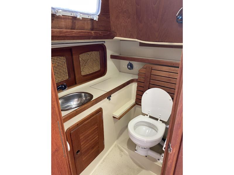 Islander Perry 34 mk II SOLD