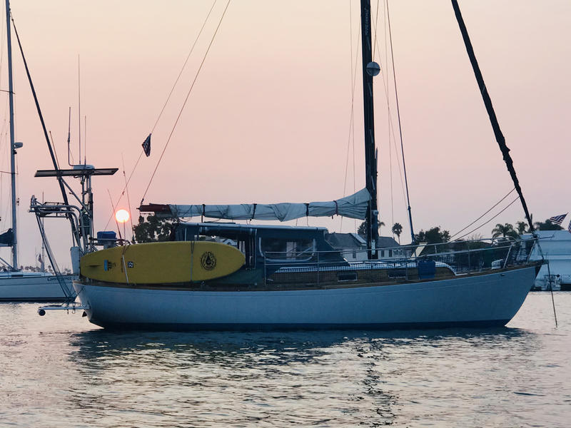 Chris Craft Sparkman & Stevens 35 Sailboat