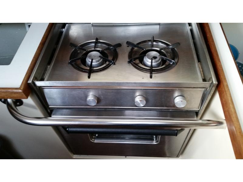 Catalina 30 Walk-Thru Transom
