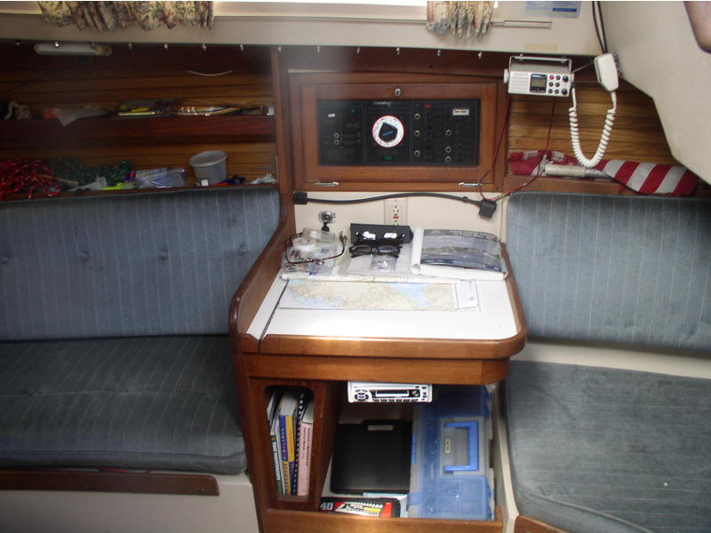Catalina 30 Walk-Thru Transom
