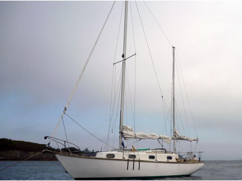 1976 Cape Dory CD30K located in Maine for sale