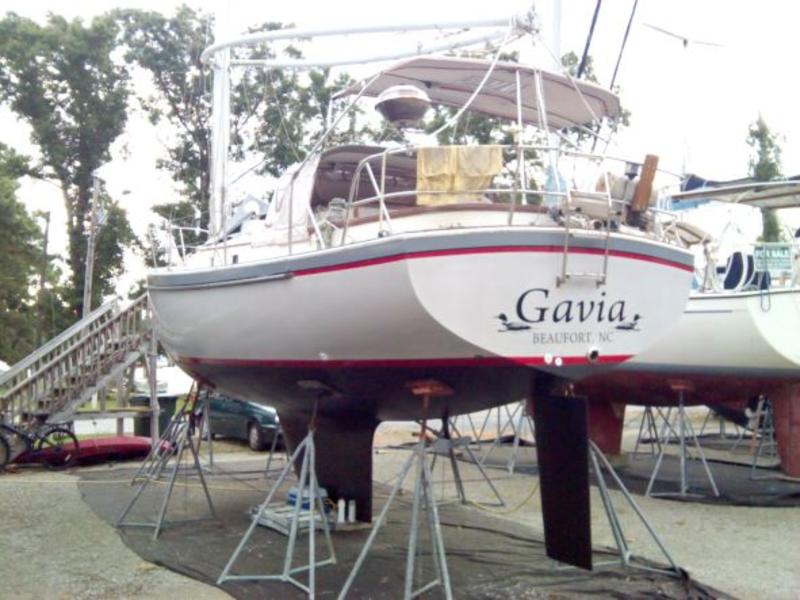 1981 Hinterhoeller Nonsuch 30 sailboat for sale in North Carolina