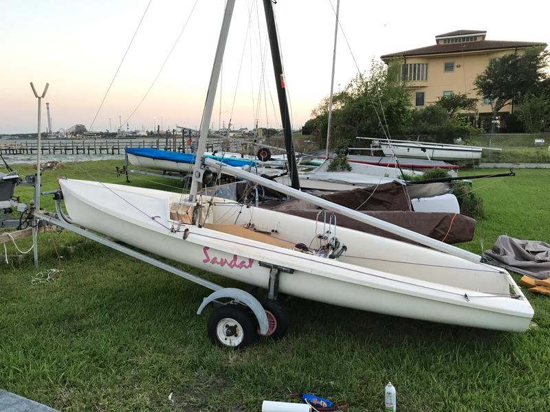 parker 470 sailboat