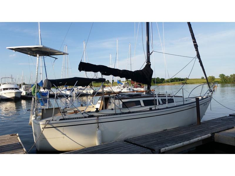 s2 8.0 sailboat review