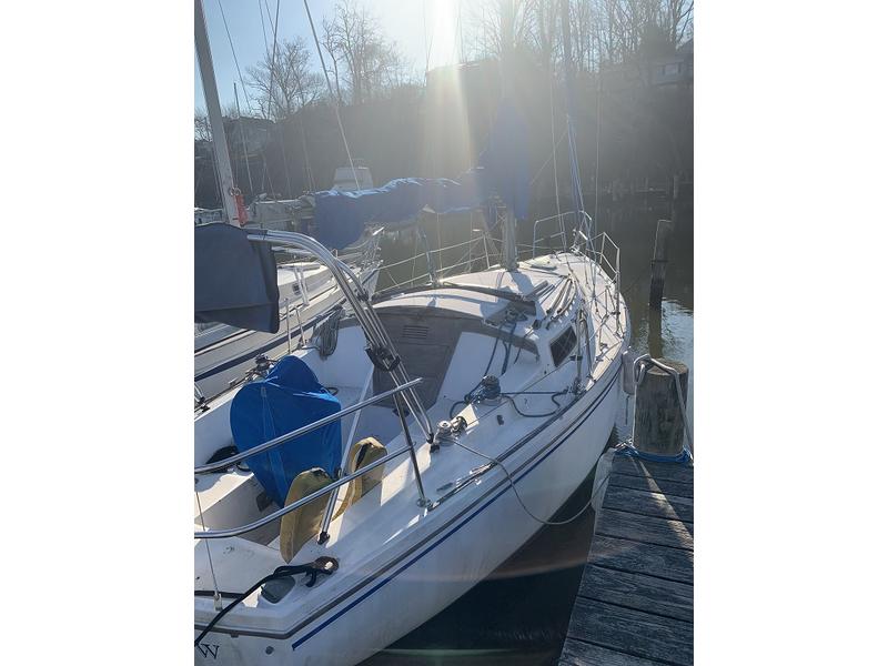 1986 Catalina Catalina 30 Tall Rig sailboat for sale in Maryland