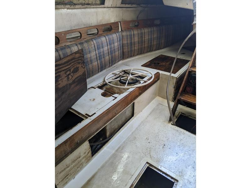 74 Ericson 29 sailboat for sale in Indiana