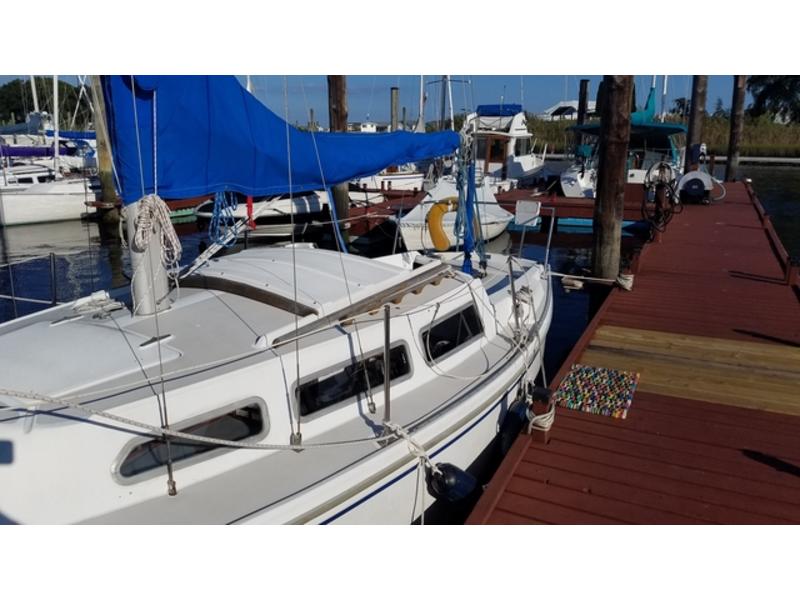 1978 Catalina Sloop located in Connecticut for sale