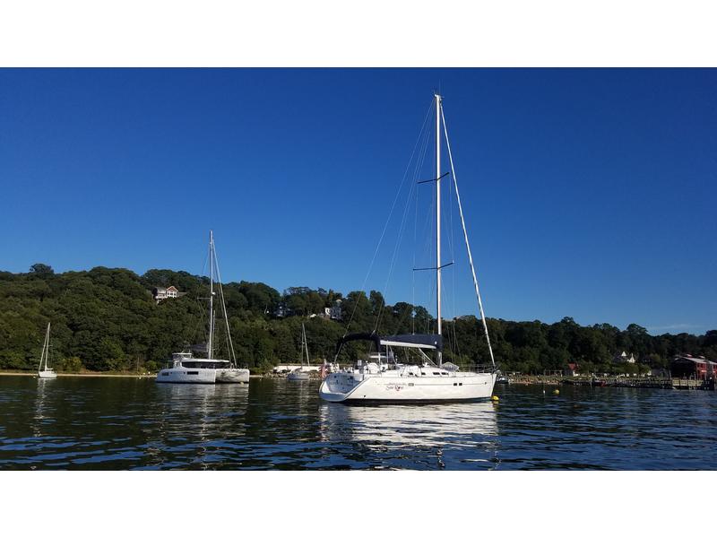 2005 Beneteau 423 located in New York for sale