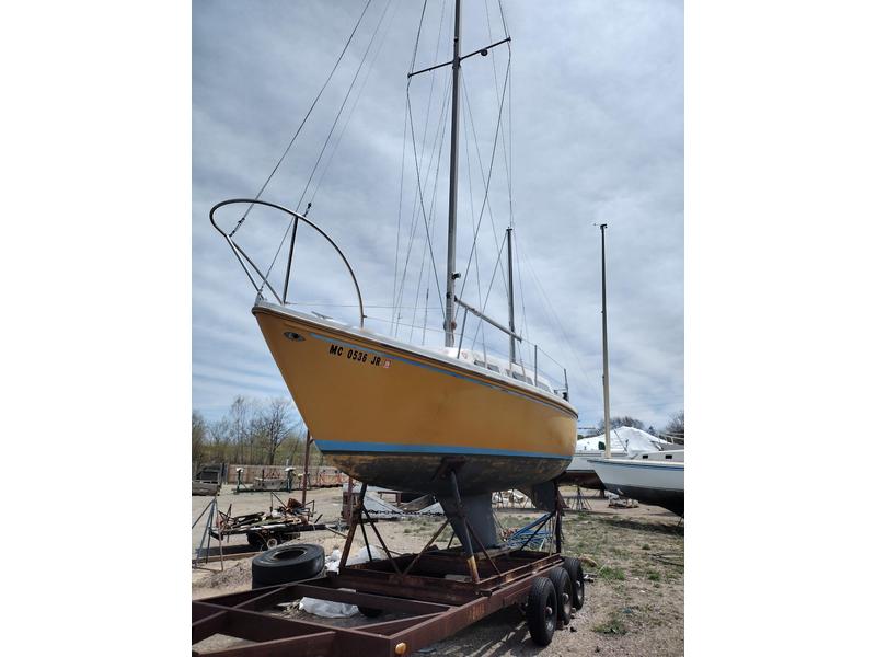 catalina sailboats for sale in michigan