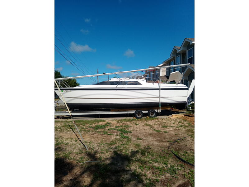  Macgregor  located in Florida for sale