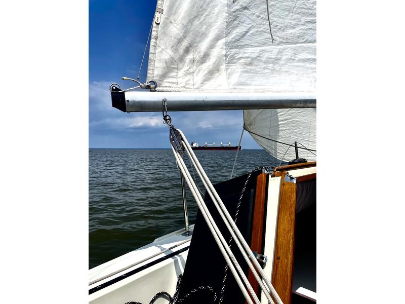 1984 Pearson Triton sailboat for sale in Alabama