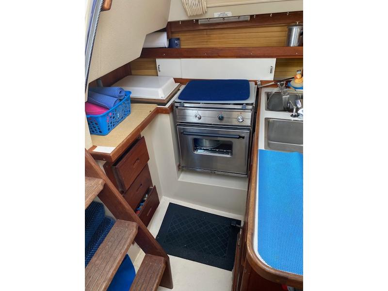 Catalina 30