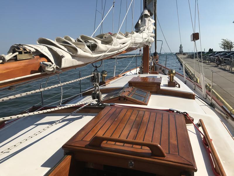 small monohull sailboat for sale