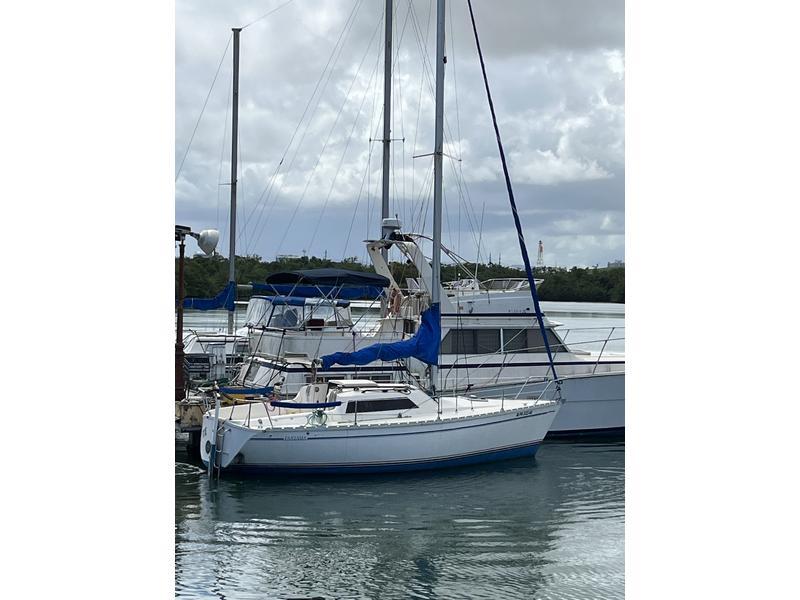 1986 Jeanneau 27 Fantasia located in Outside United States for sale