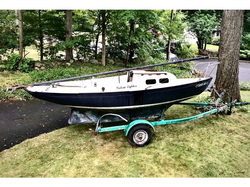 1980 Victoria Yachts Victoria 18 sailboat for sale in Connecticut