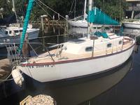 1980 Mandeville Louisiana 27 Cape Dory sailboat