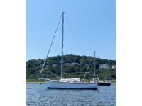 Island Packet Full Keel 26 MKII Click to launch Larger Image