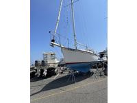 Island Packet Full Keel 26 MKII Click to launch Larger Image