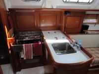 Beneteau Oceanis Clipper 323 Click to launch Larger Image
