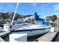 JEANNEAU SUN LEGENDE 41 Click to launch Larger Image