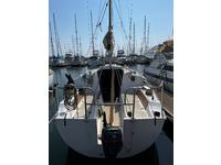 Capital Yachts Newport 27 Click to launch Larger Image