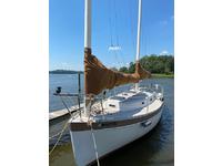 1983 Solomons Maryland 28 Tillotson Pearson Freedom 28 cat ketch