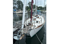 Tayana Cutter - In Boom Furling 37 Click to launch Larger Image
