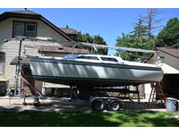 catalina 250 with wing keel Click to launch Larger Image