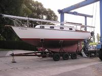 Cape Dory CD28 Click to launch Larger Image