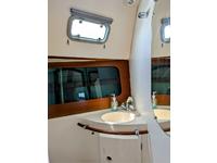 Beneteau Oceanis 321 Click to launch Larger Image