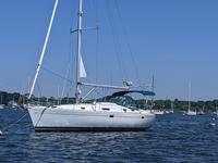 Beneteau 381 Click to launch Larger Image