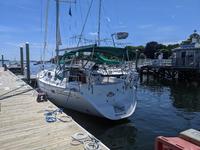 Beneteau 381 Click to launch Larger Image