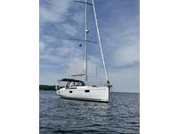 Beneteau Oceanis 48 Click to launch Larger Image