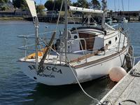 Cape Dory CD 30 Click to launch Larger Image