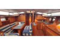 BENETEAU OCEANIS 500 Click to launch Larger Image