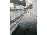 Blue Water Yachts Vagabond 47 Click to launch Larger Image