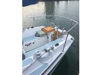 Cal Yachts 27 Click to launch Larger Image